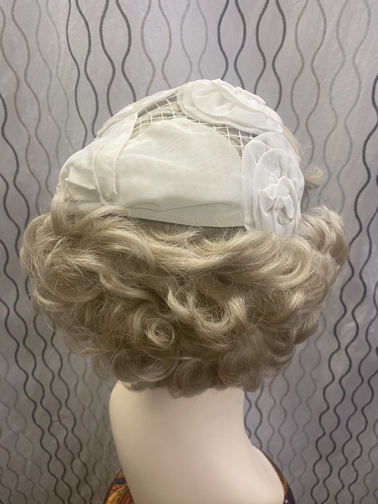 1950s women white juliet skull hat