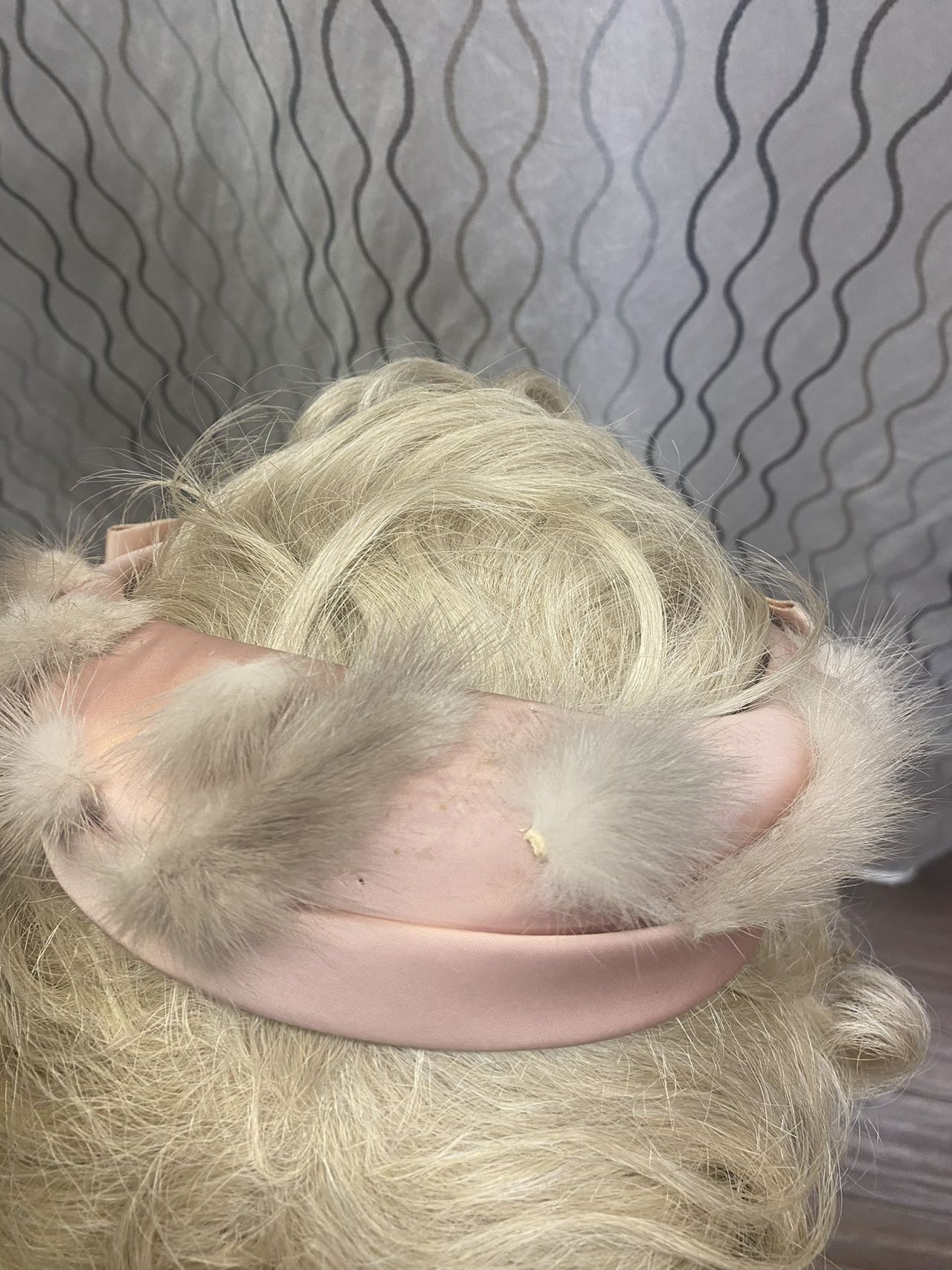 1950s women mink pink pillbox hat