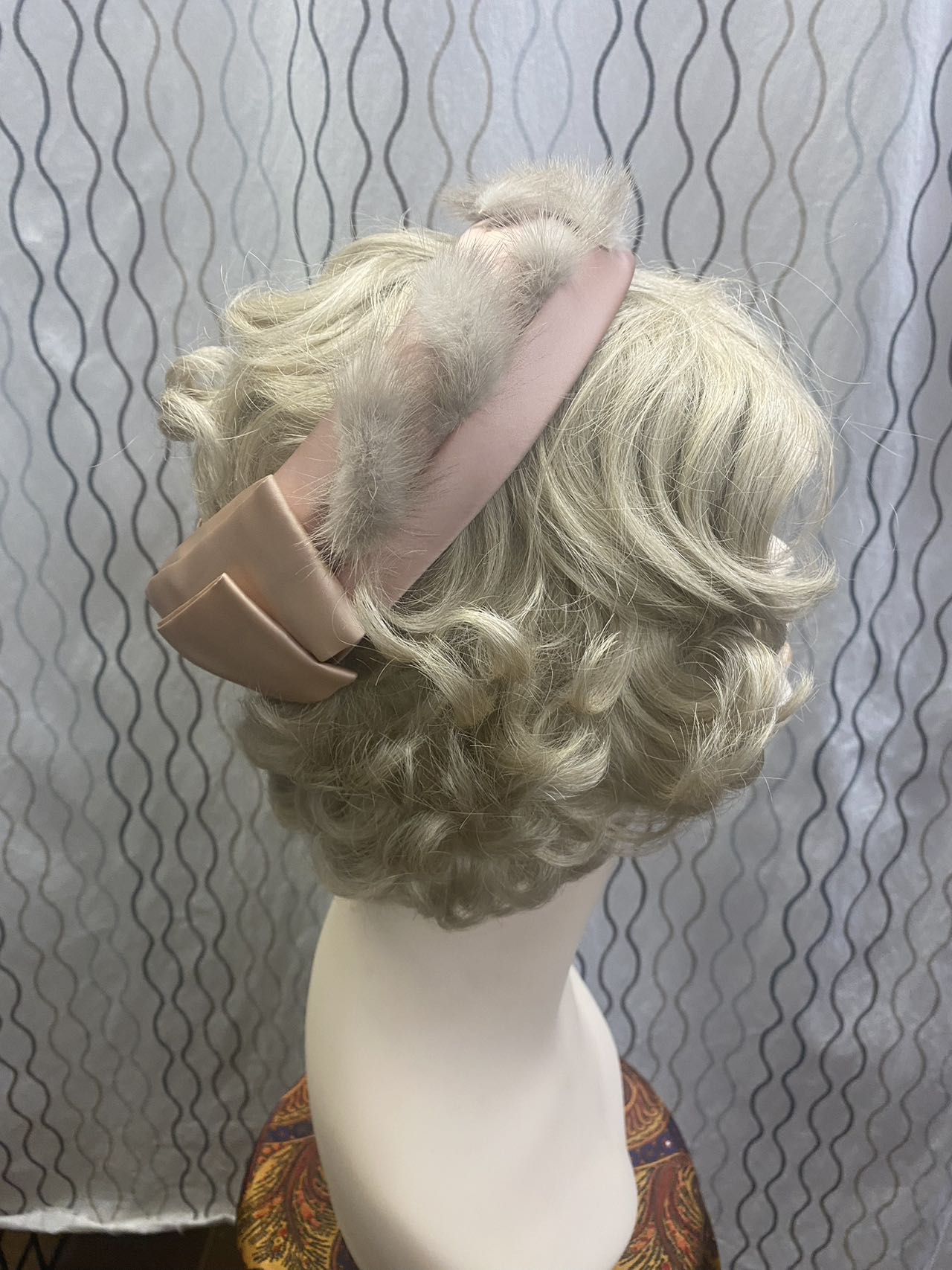 1950s women mink pink pillbox hat