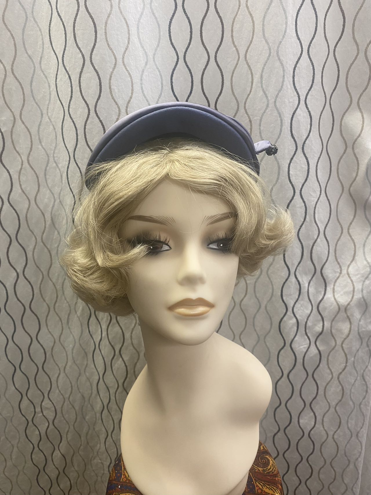 1950s women dusty blue wool satin beret hat