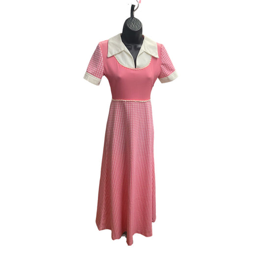 60's 70's Pink Gingham White Dagger Collar Dress