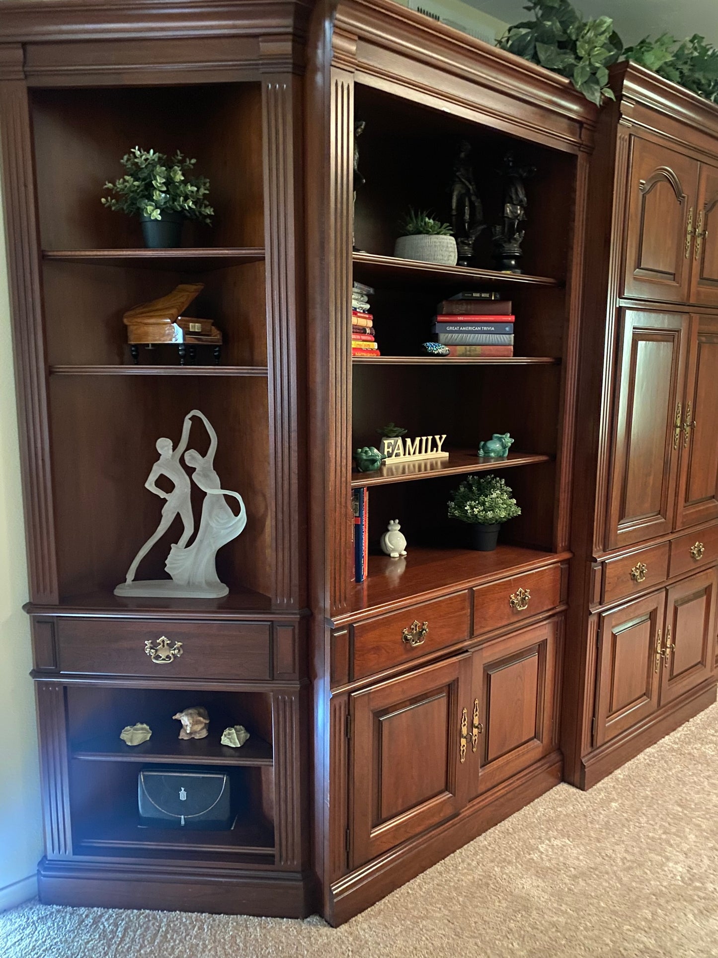 PENNSYLVANIA HOUSE Solid Cherry Traditional Style 36" Wall Unit / Media Armoire