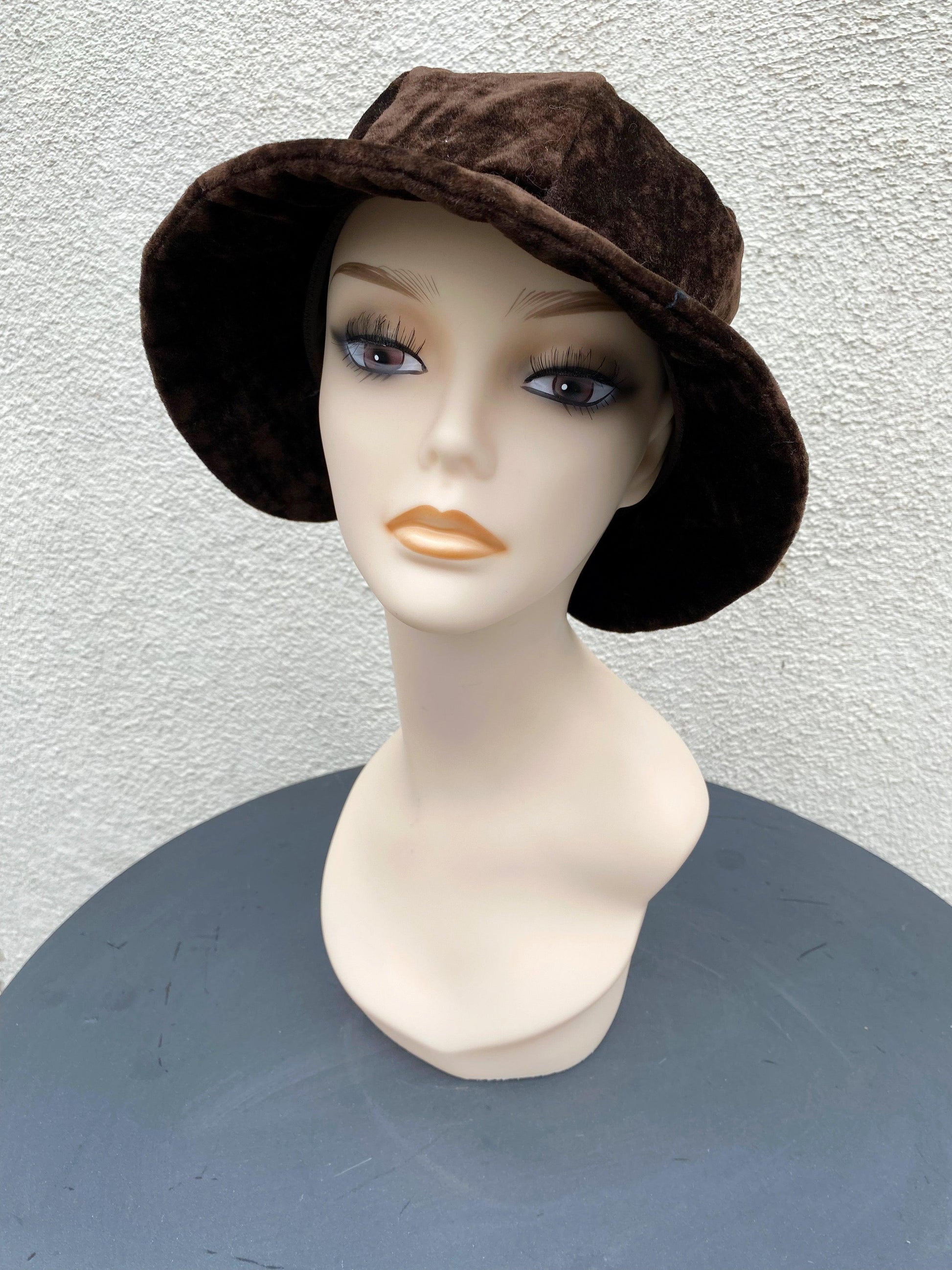 1940's Brown Velvet "Wonderful Life" Hat - A Walk Thru Time Vintage