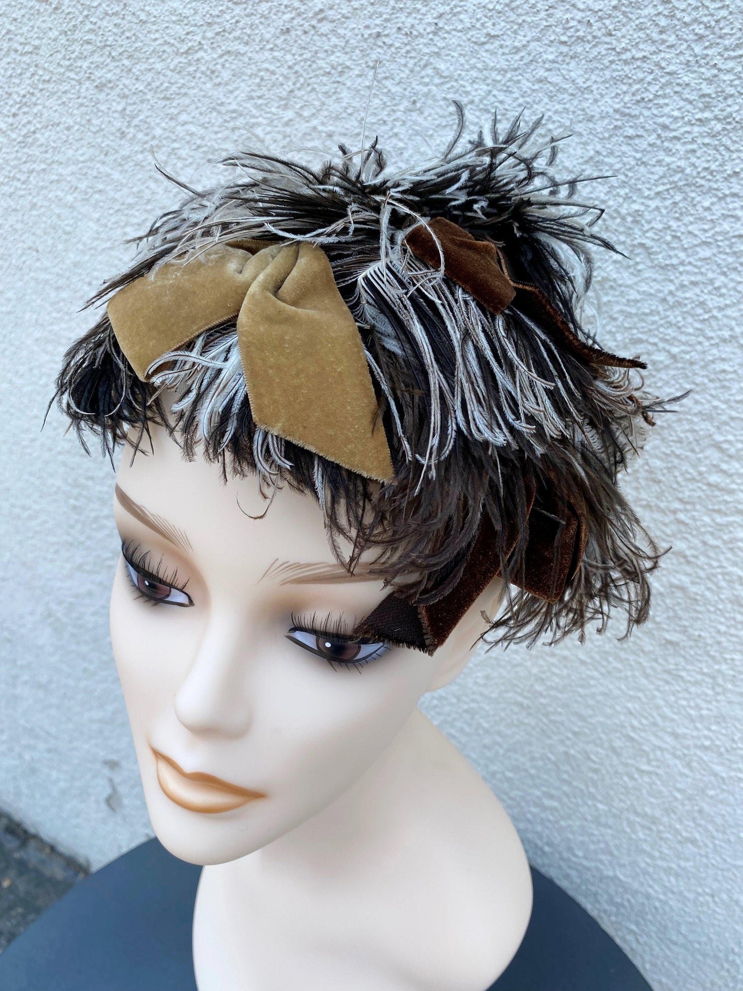 1920's Brown Feathered Facinator Hat - A Walk Thru Time Vintage