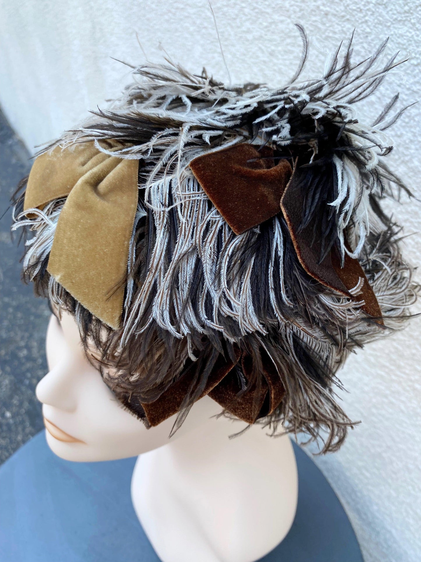 1920's Brown Feathered Facinator Hat - A Walk Thru Time Vintage