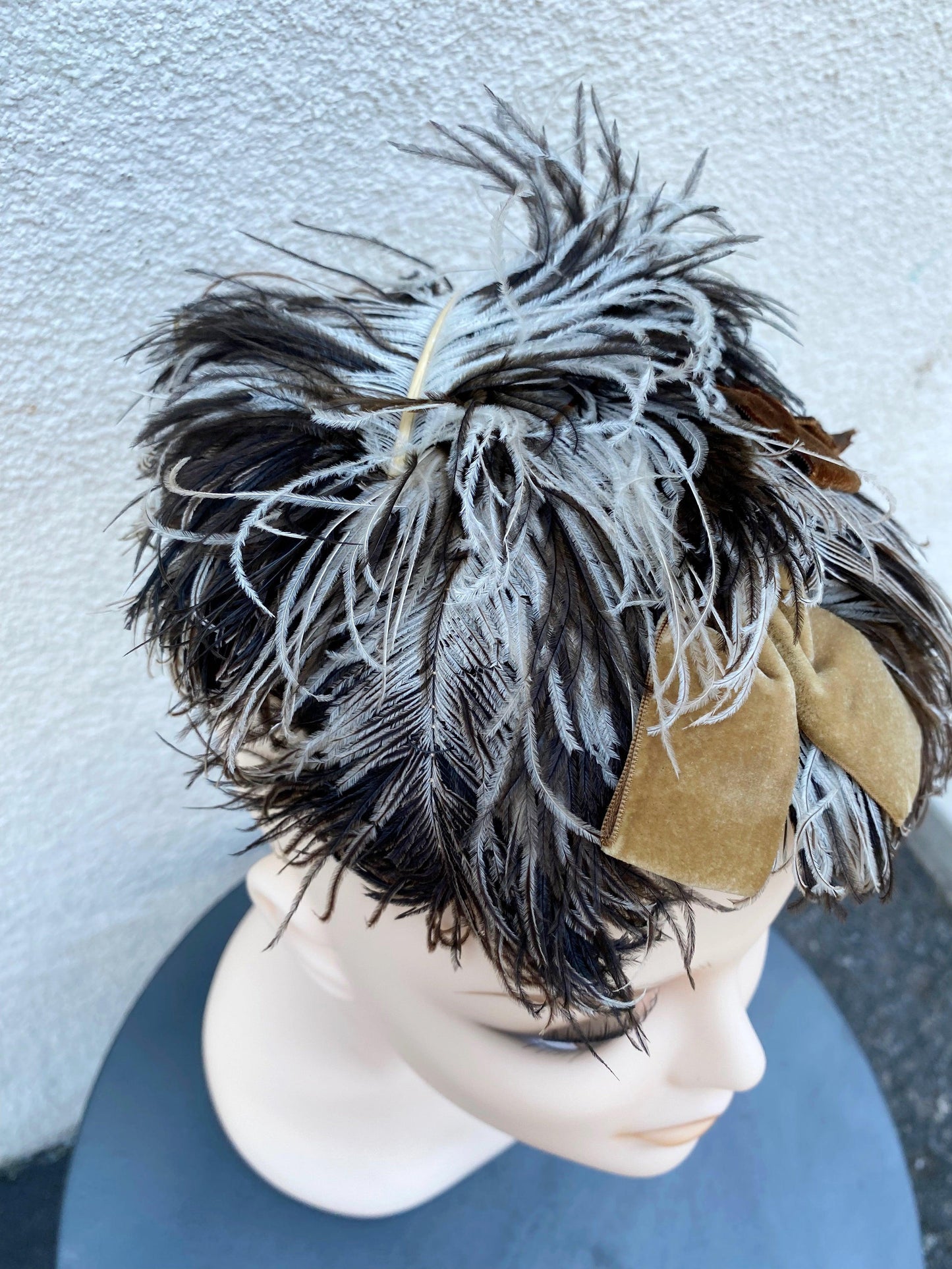 1920's Brown Feathered Facinator Hat - A Walk Thru Time Vintage