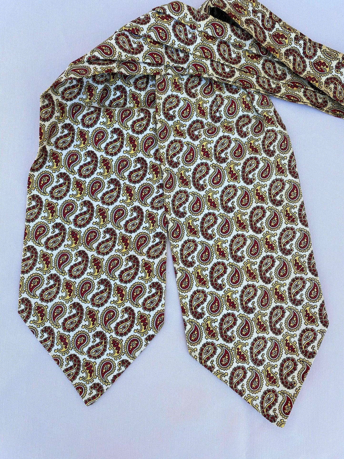 Cream Paisley Vintage Ascot - A Walk Thru Time Vintage
