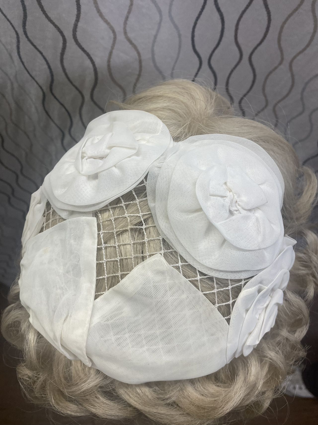 1950s women white juliet skull hat
