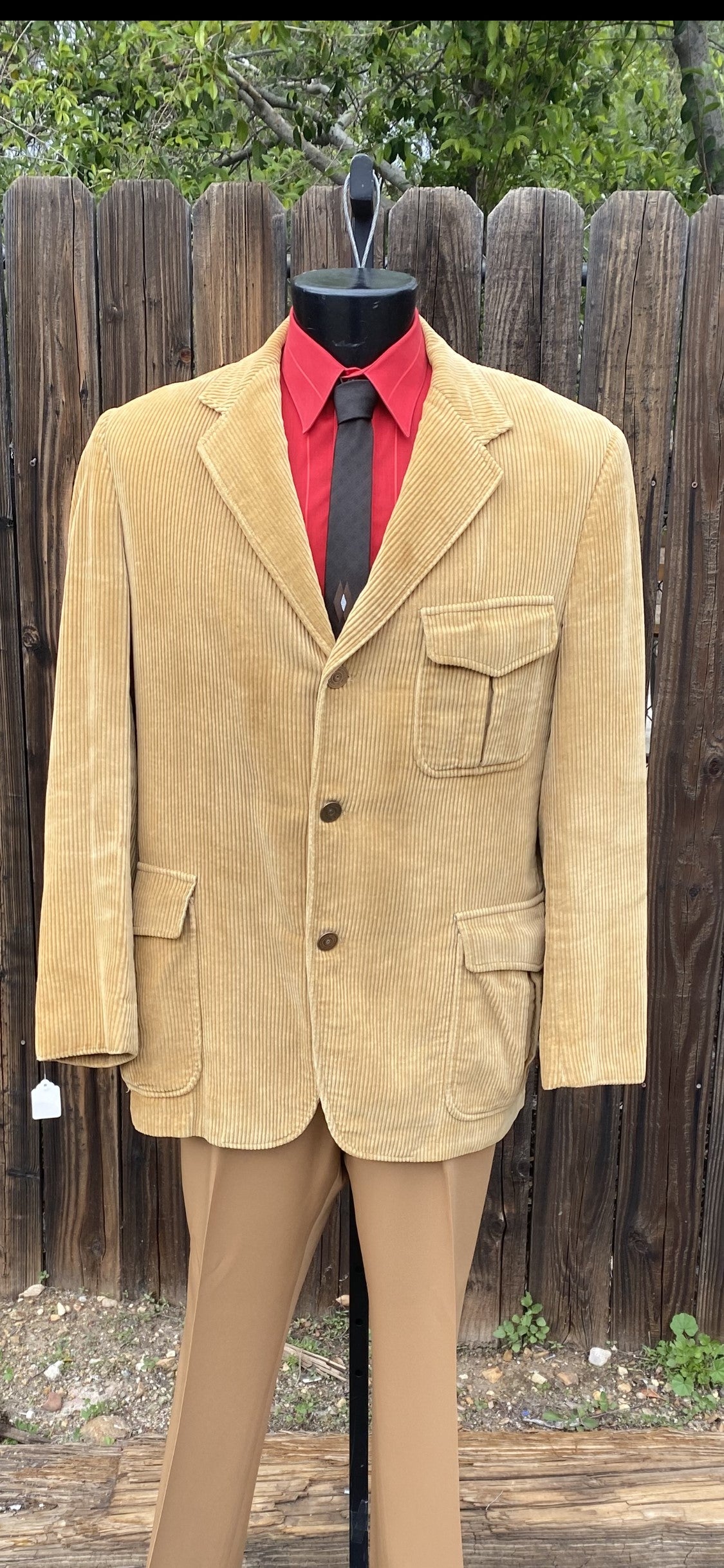 Man's Vintage Tan Corduroy Norfolk 3 Pocket Sportscoat