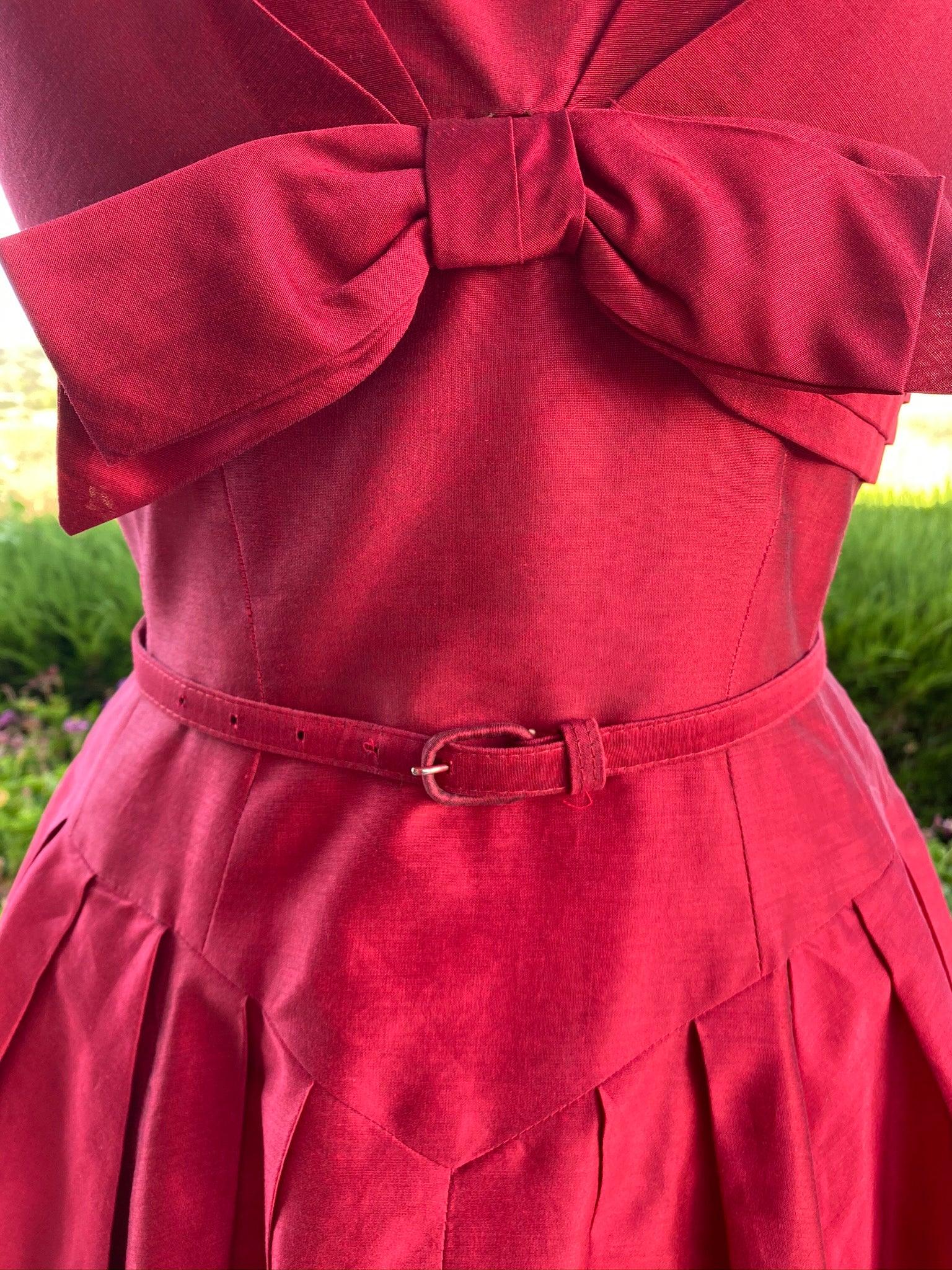 Vintage 1950's Red Prom Party Dress with Bow – A Walk Thru Time Vintage Vintage 1950's Red Prom Party Dress with Bow – A Walk Thru Time Vintage