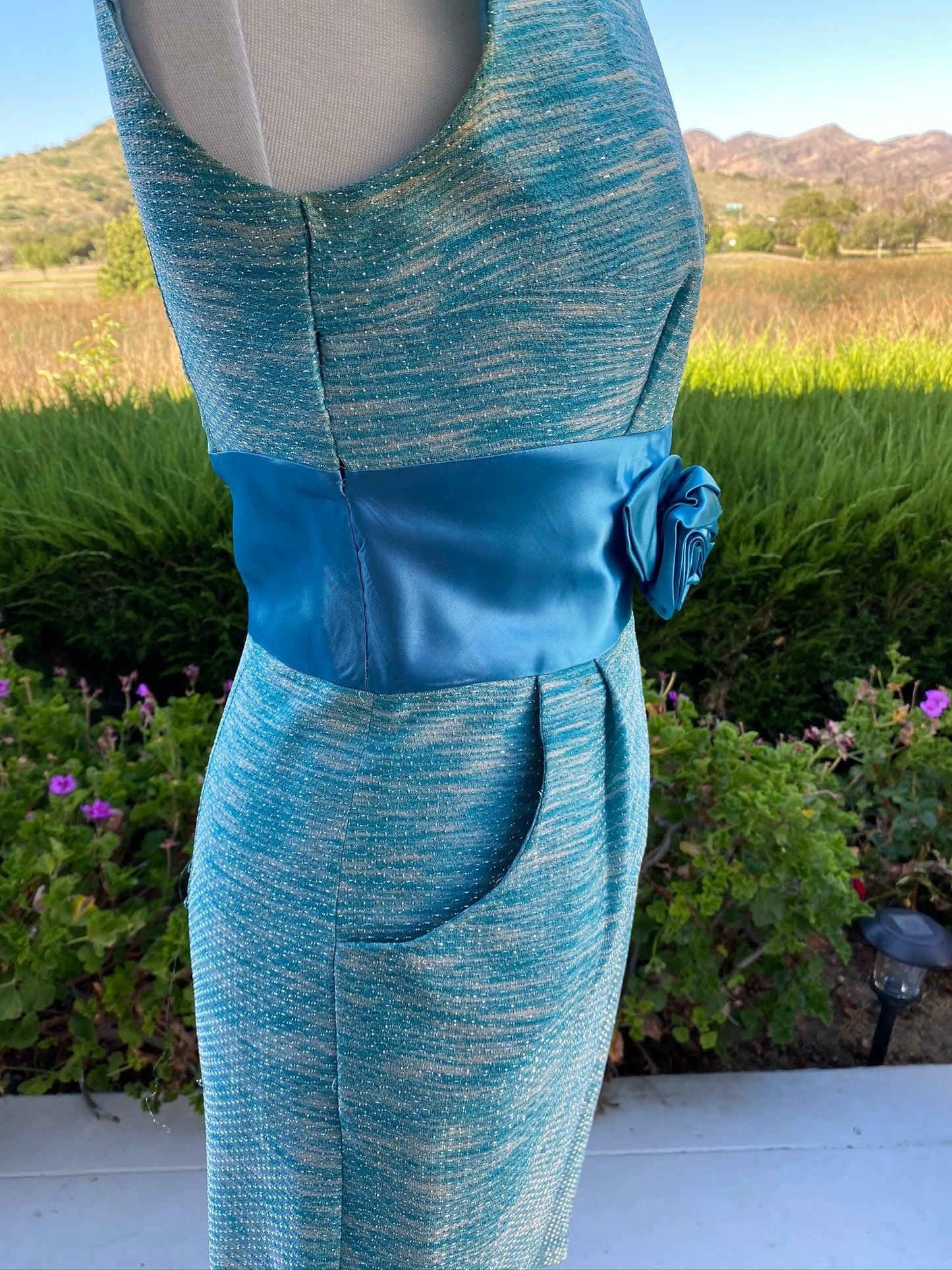 silver wiggle dress 70s Silver Sparkly Wiggle Dress Metallic Thread Vintage 60s / 70s Party Dress Deep Plunge V Retro Cocktail Dress Marilyn Monroe Style