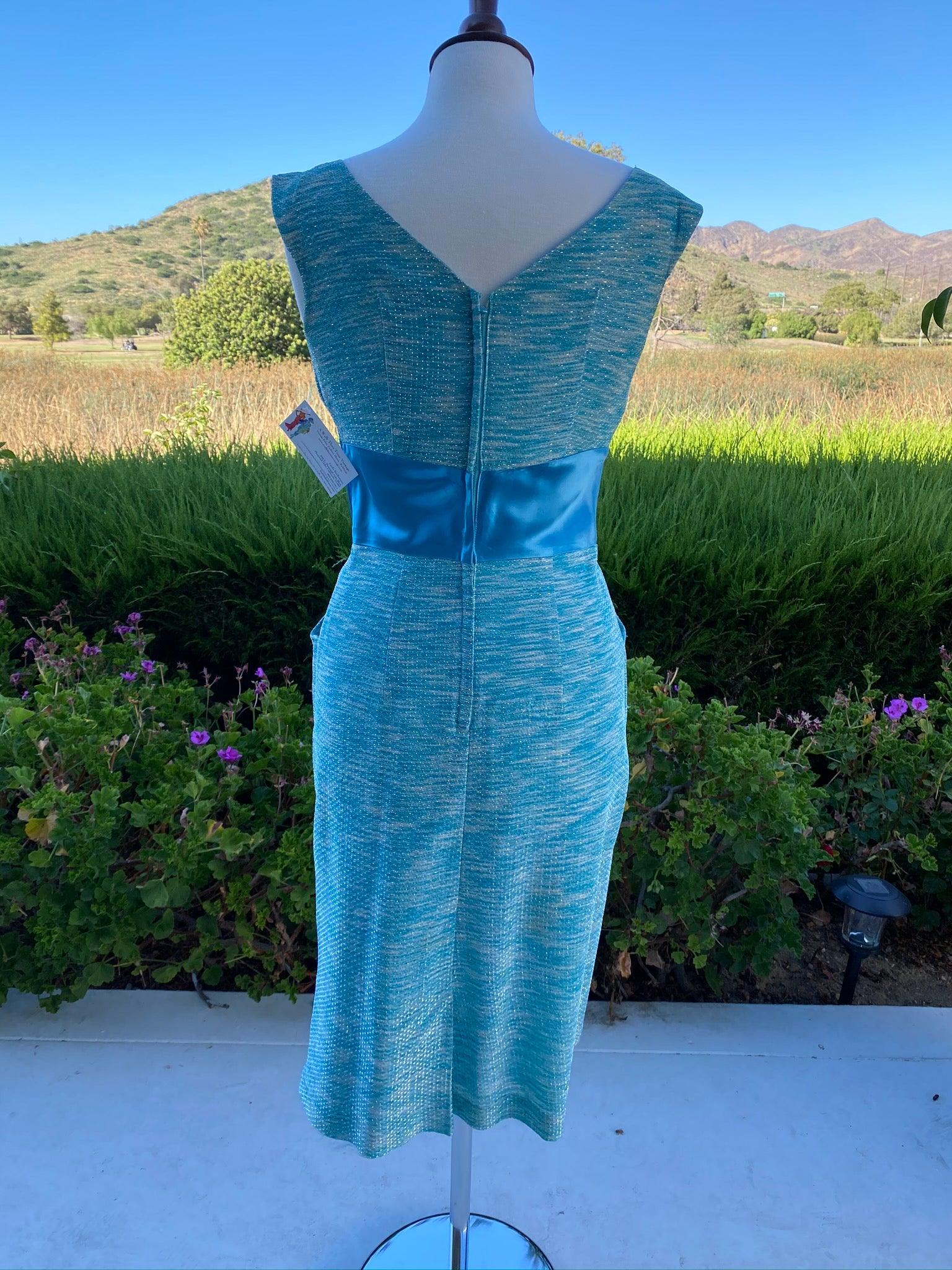 silver wiggle dress 70s Silver Sparkly Wiggle Dress Metallic Thread Vintage 60s / 70s Party Dress Deep Plunge V Retro Cocktail Dress Marilyn Monroe Style