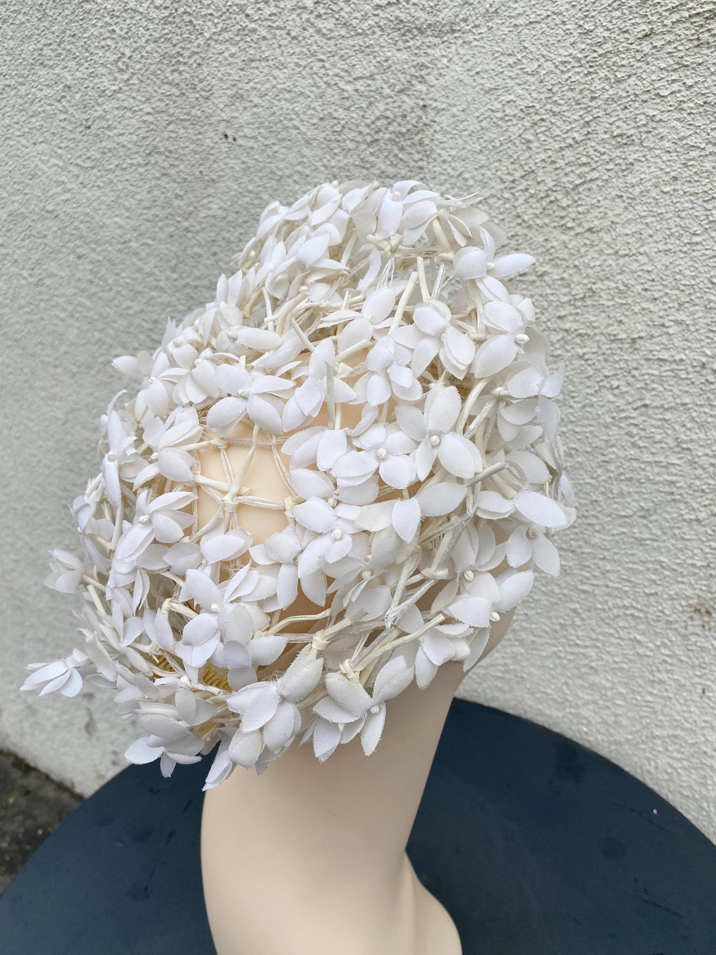 1960's White Flower Gogo Hat - A Walk Thru Time Vintage