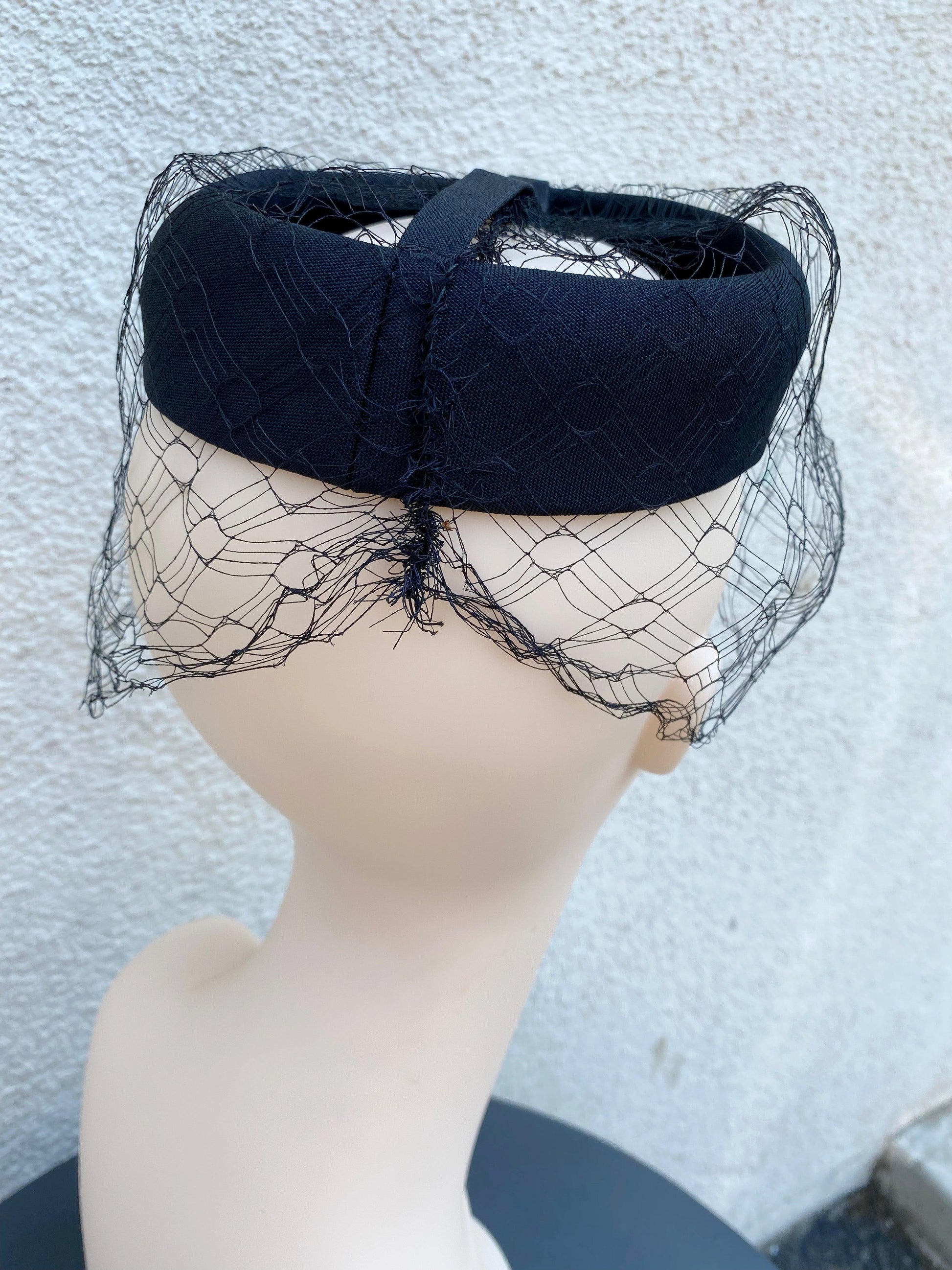 1940's 1950's Crepe Circle Pillbox Hat with Netting - A Walk Thru Time Vintage