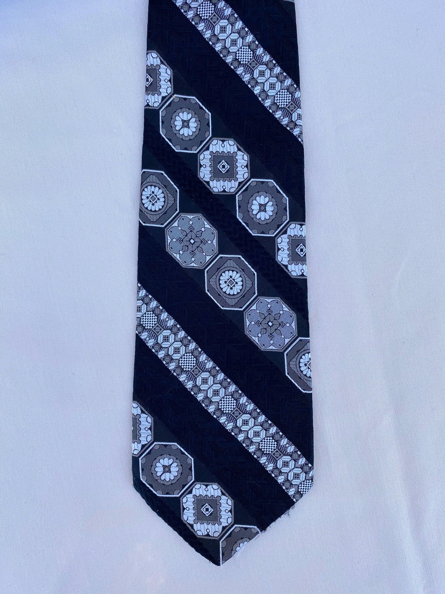 Black & White Striped Tie - A Walk Thru Time Vintage